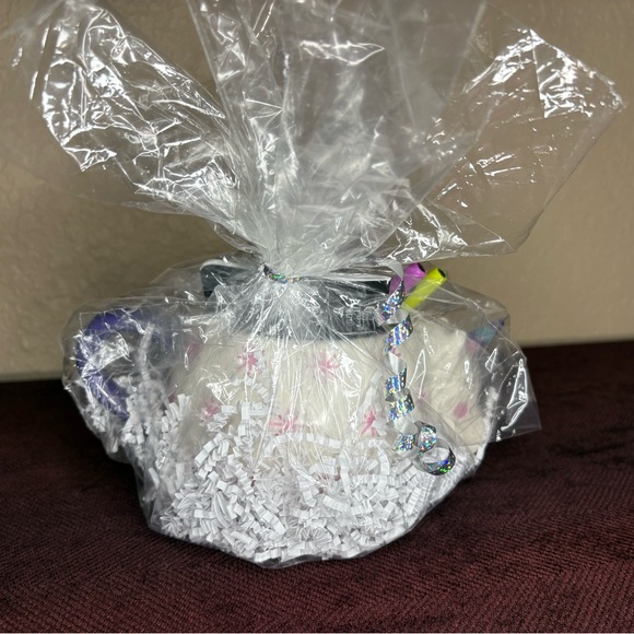 RAINBOW UNICORN MUG - Picture 3 of 10